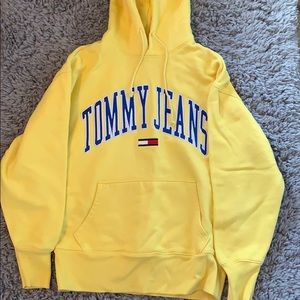 SMALL TOMMY HILFIGER HOODIE